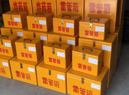 鄂州玻璃钢雷管箱的使用寿命一般是多少？