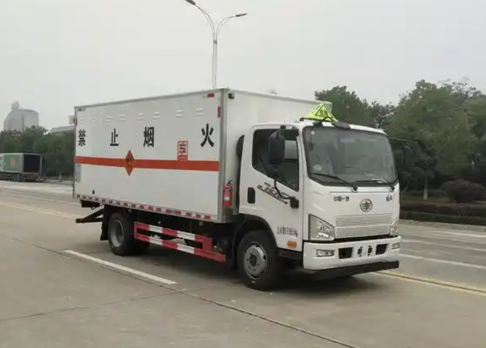 鄂州爆破器材运输车可以上高速吗？